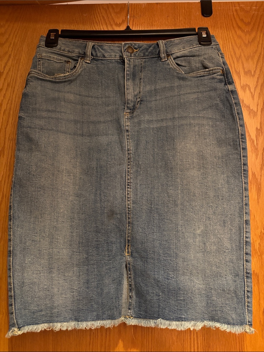 Falls Creek, denim skirt, light blue, 8
22 inch length